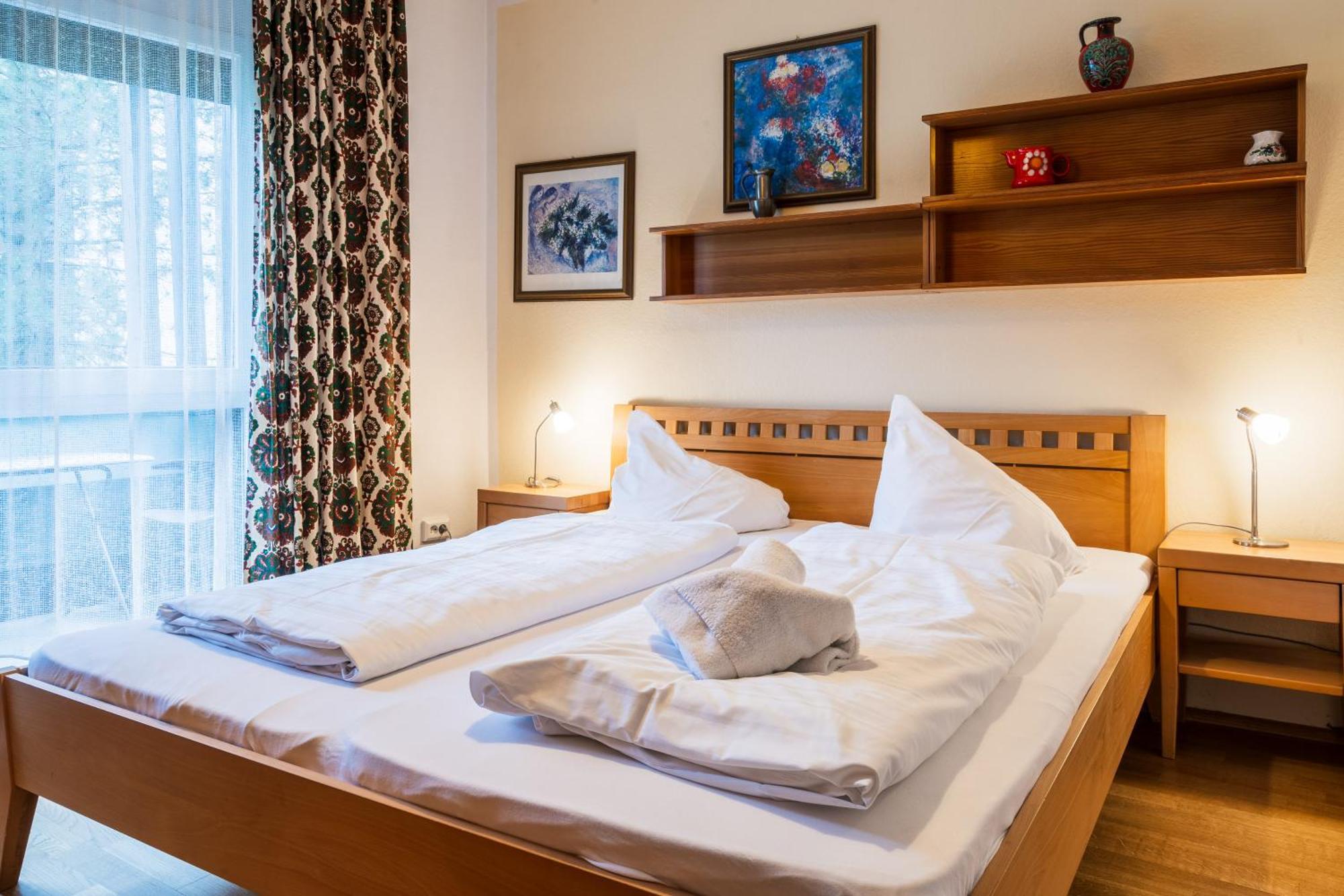Appartementanlage Thermenblick Ski In & Ski Out 巴德小基希海姆 外观 照片